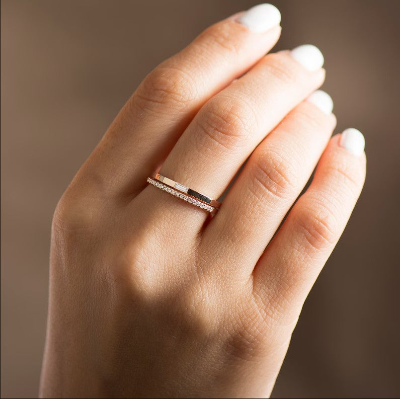 Minimal Engagement Rings Set