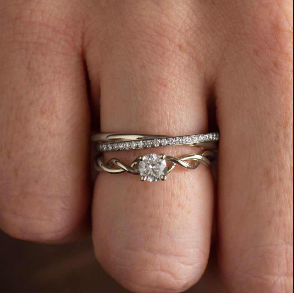 Infinity Diamonds Interlocking Ring