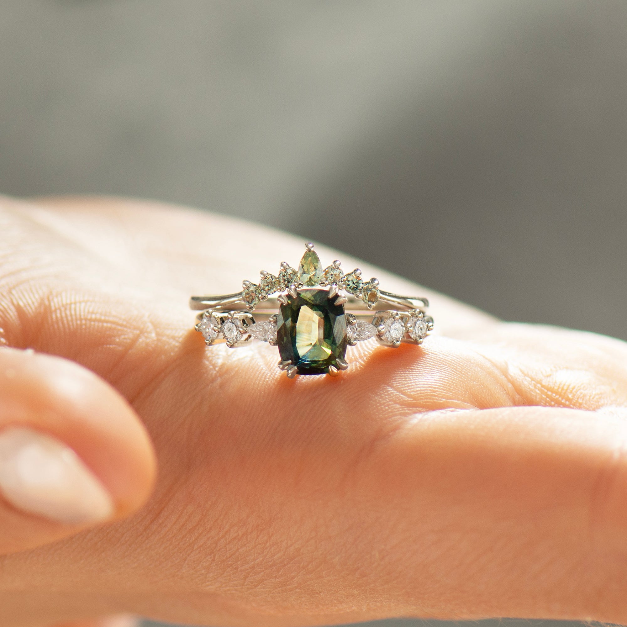 Bi Color Sapphire Ring Set