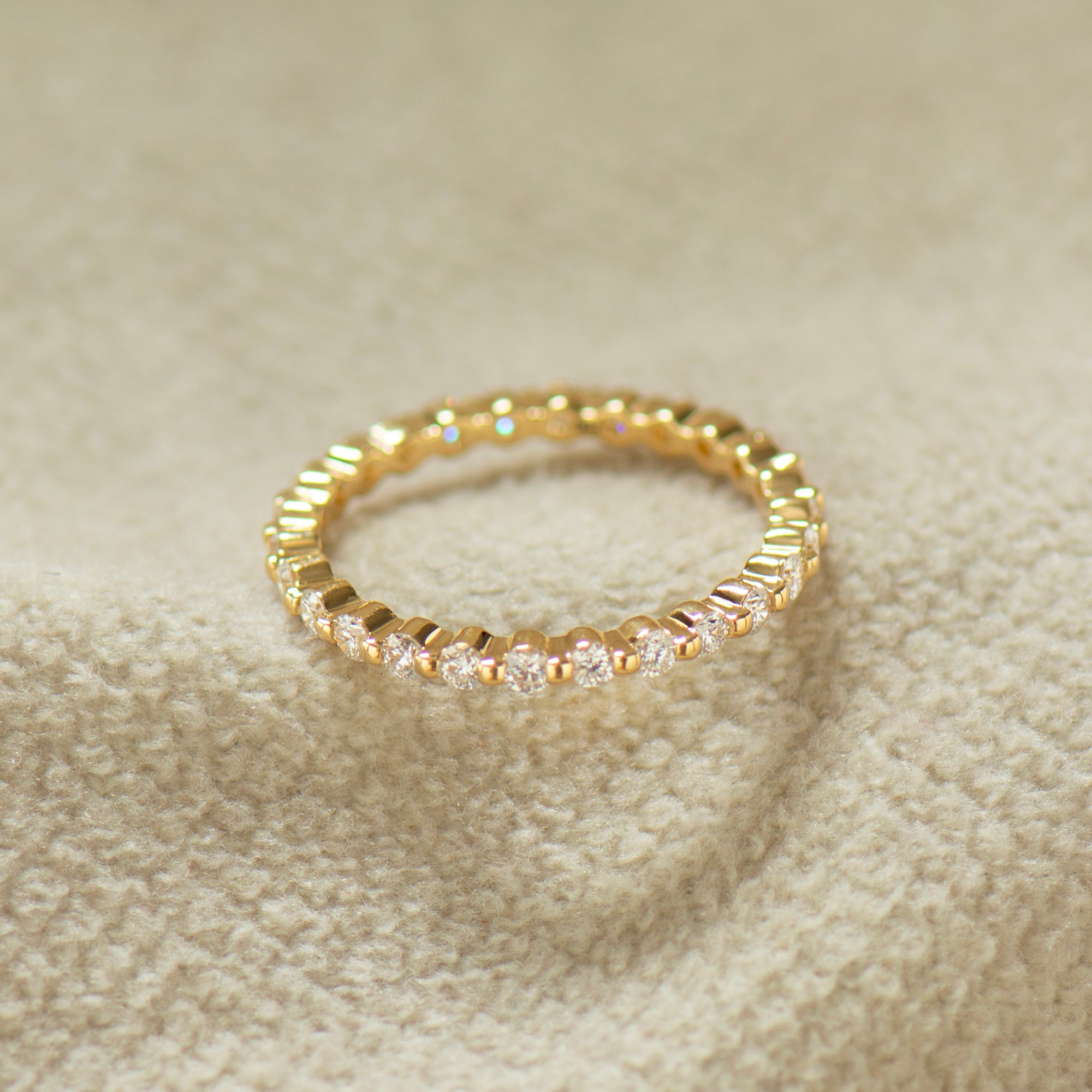 Eternity Bubble Diamonds Ring