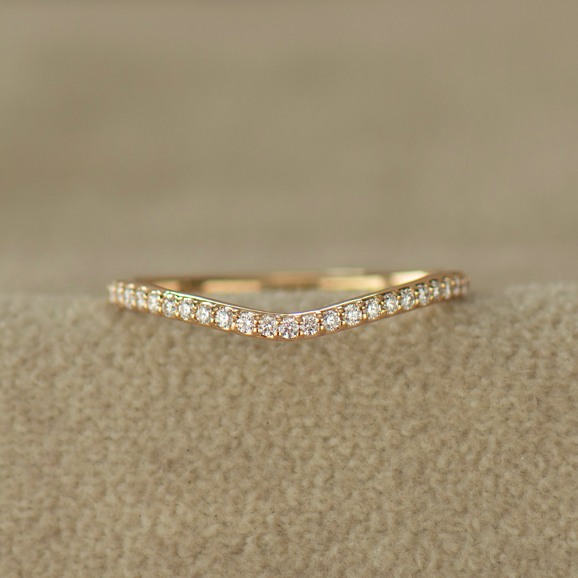 Matching Curved Diamonds Ring