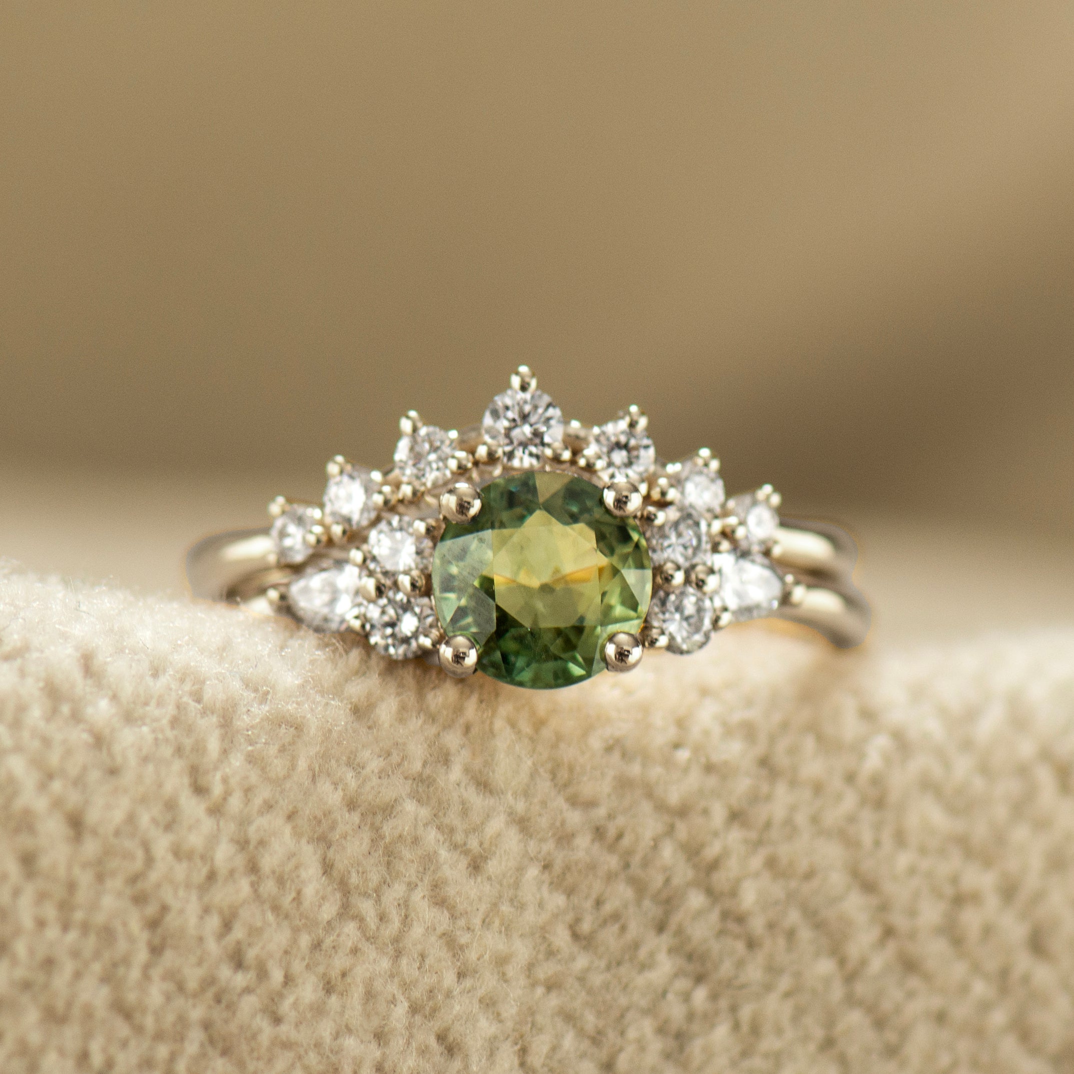 Round Green Sapphire Set