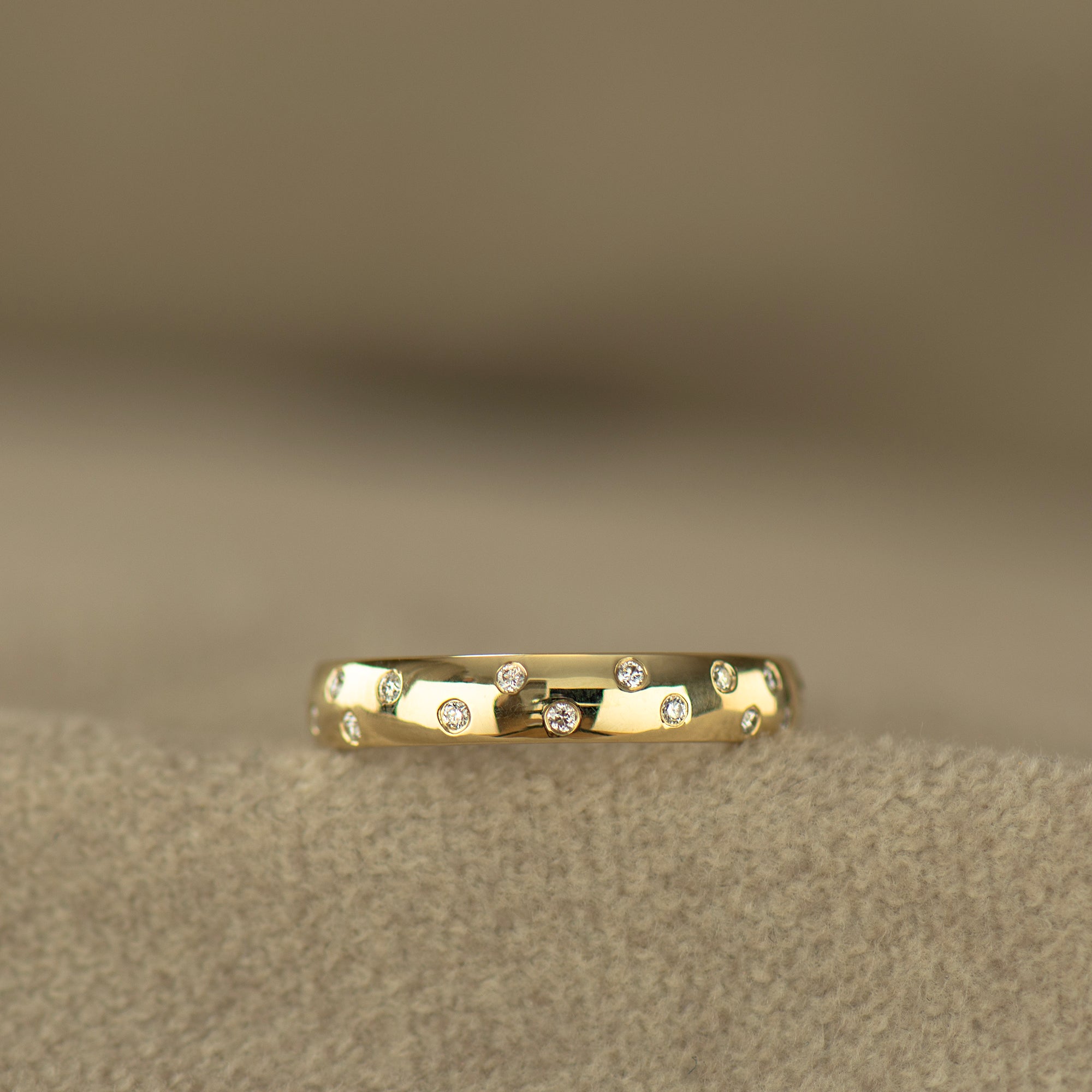 Scattered Diamond Ring