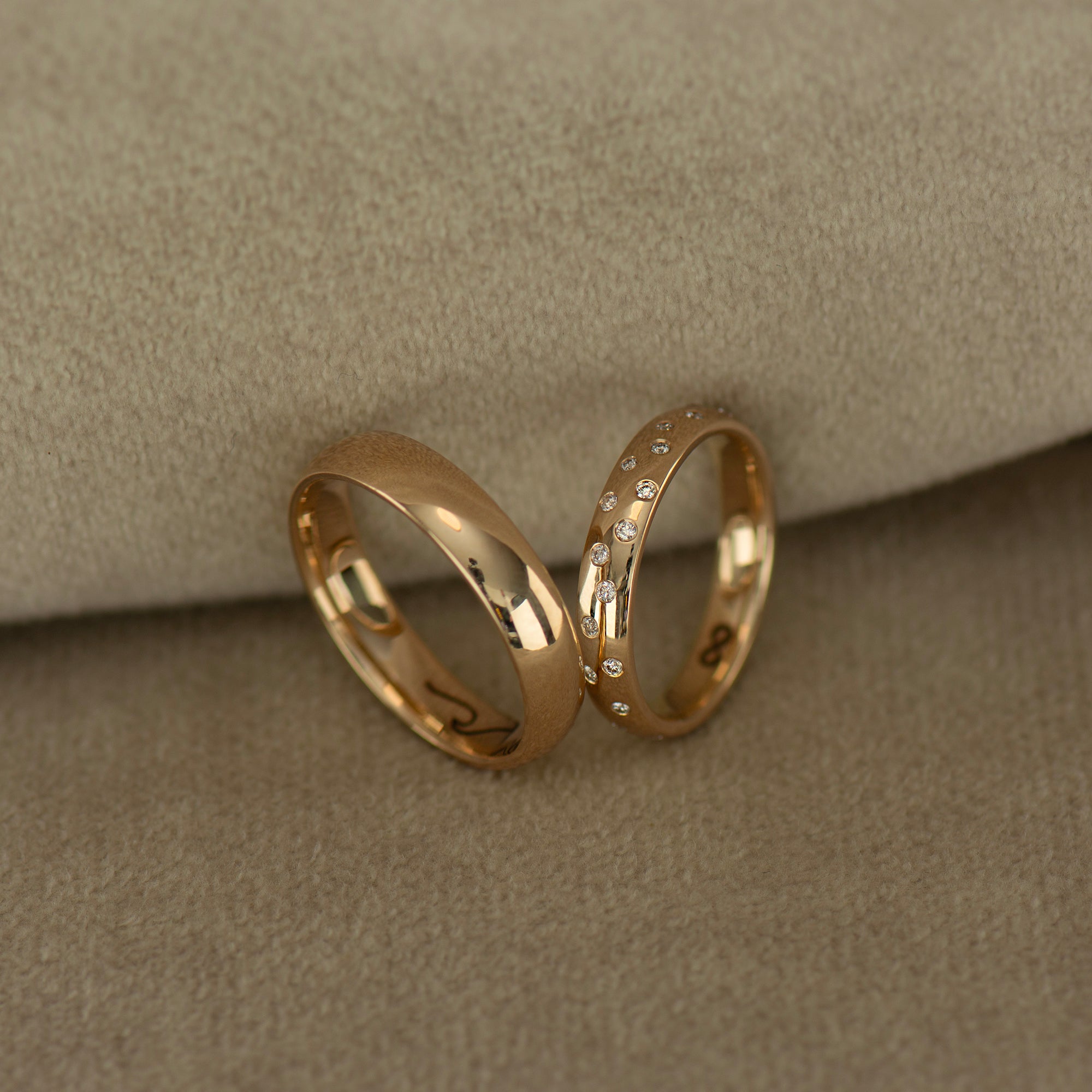 Scattered Diamond Ring