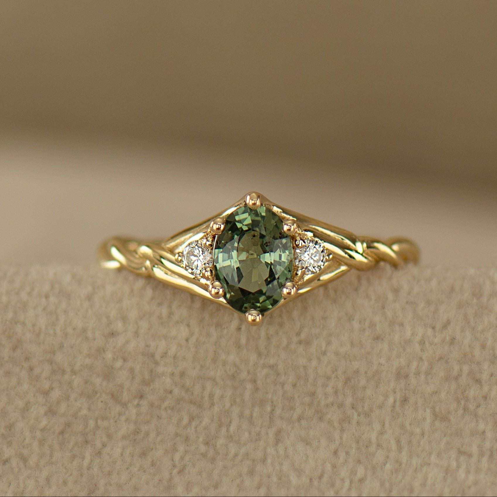 Celtic Knot Green Sapphire Ring - Oval