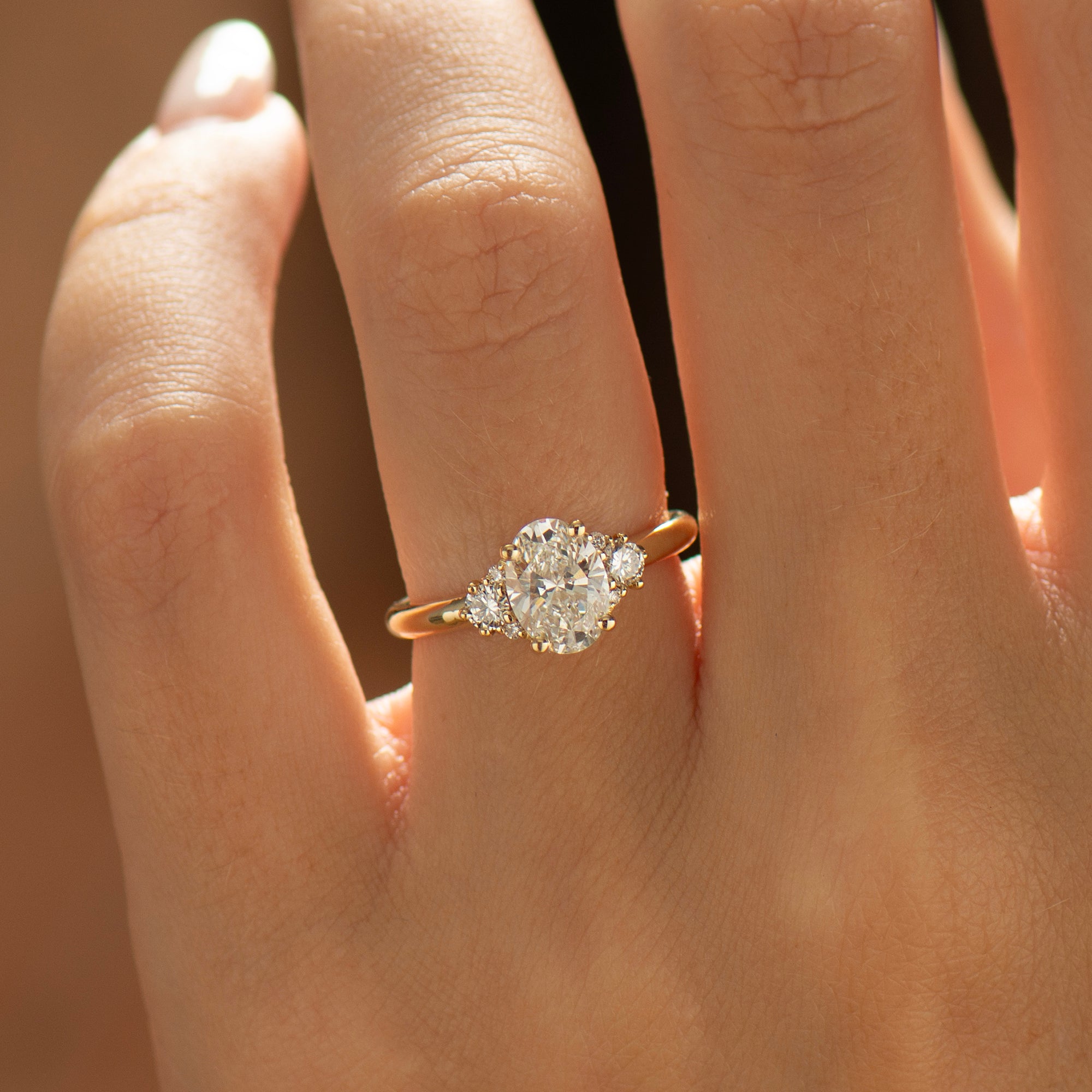 Luxury Oval Diamond Engagement Ring