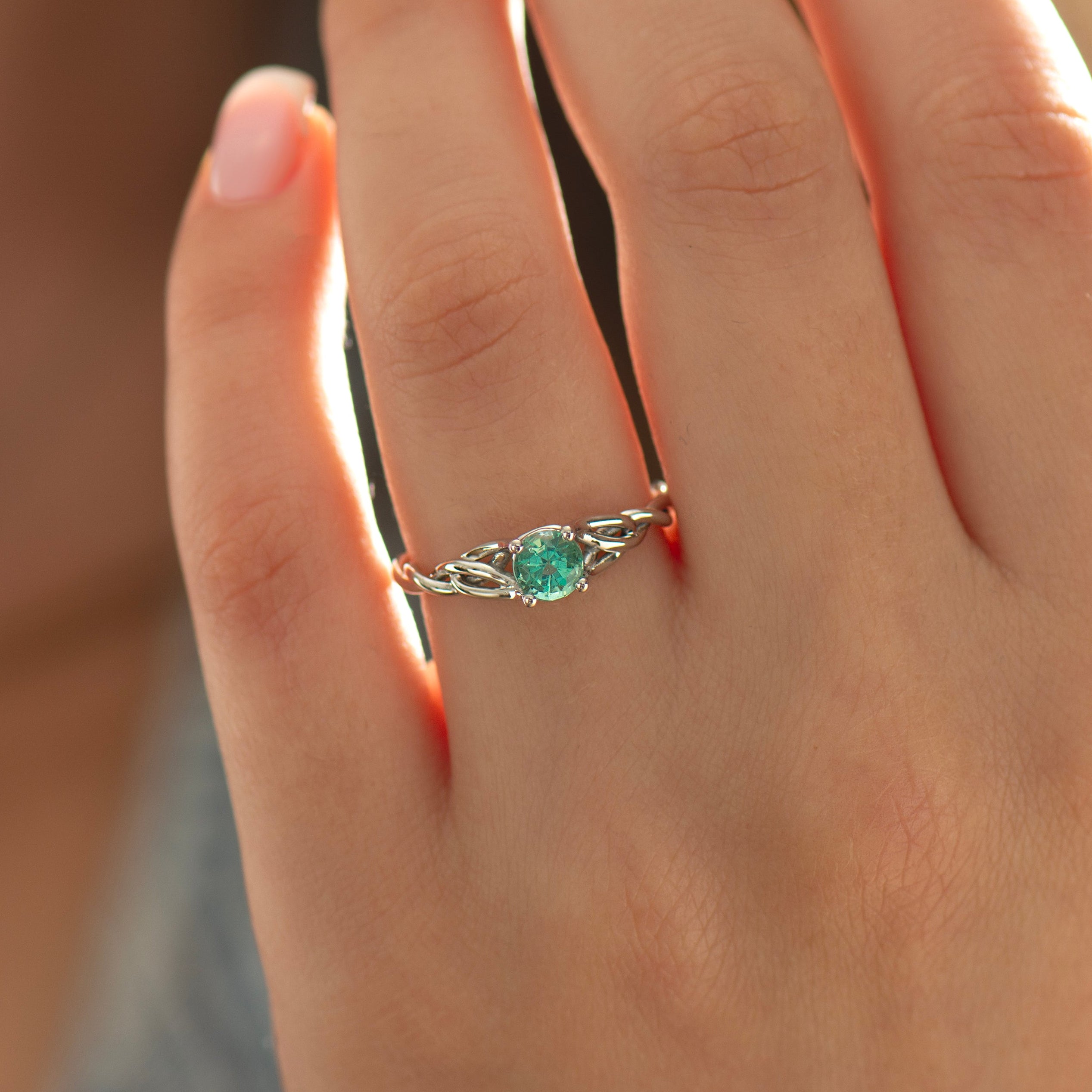 Light Emerald Celtic Ring