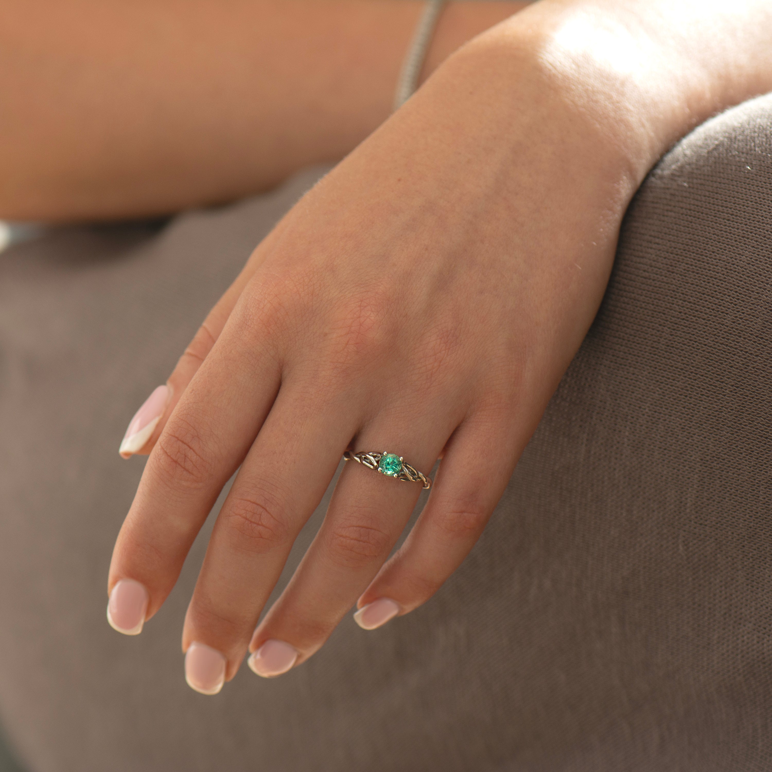 Light Emerald Celtic Ring