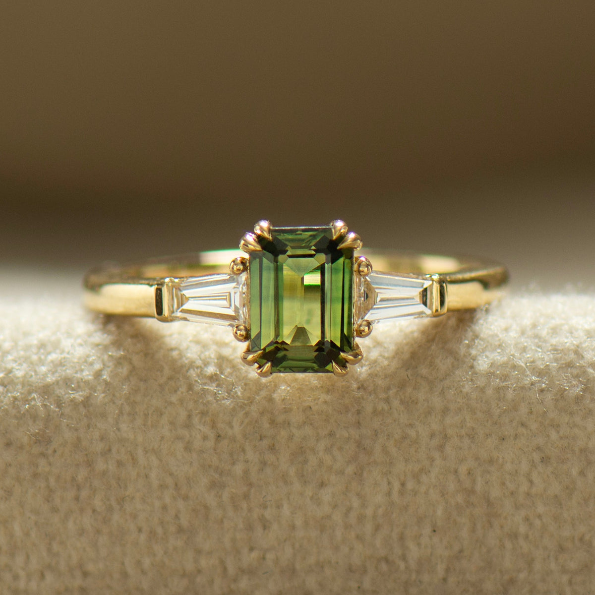 Art Deco Green Sapphire Ring