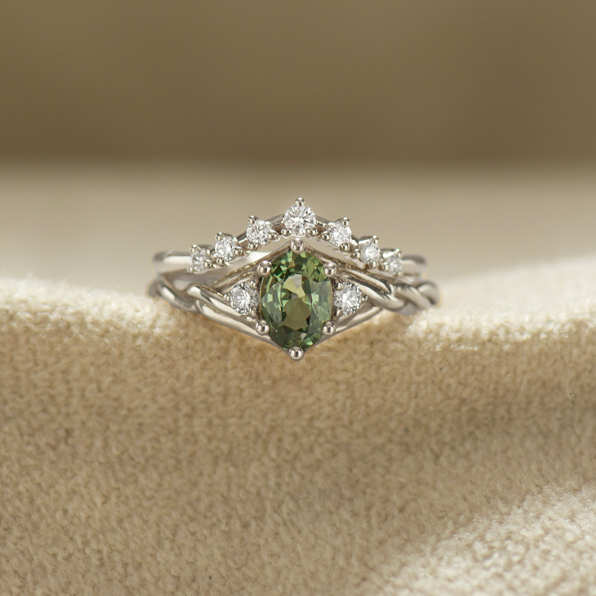 Celtic Knot Oval Green Sapphire Ring Set