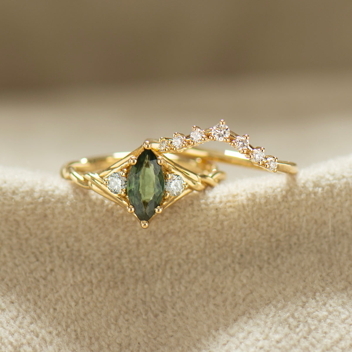 Celtic Knot Marquise Green Sapphire Ring Set