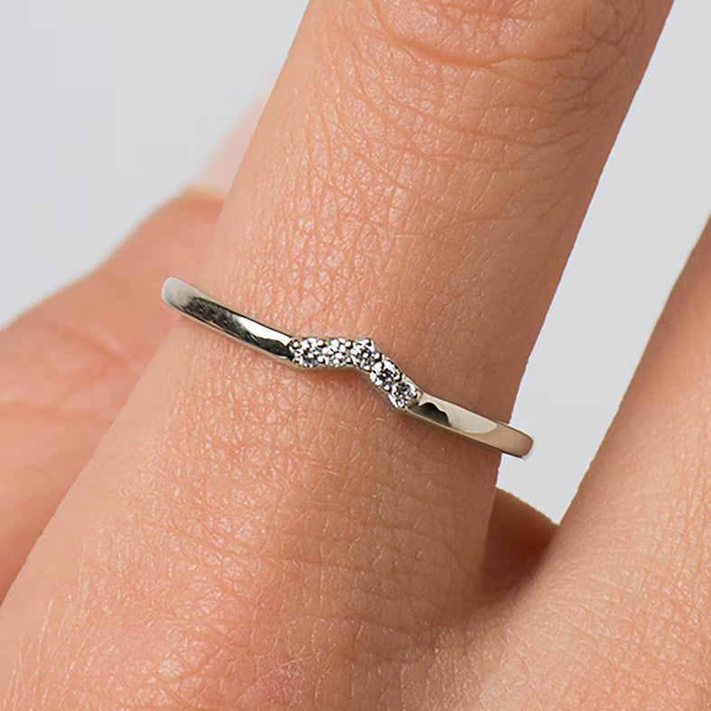 Small V Shaped Diamonds Ring