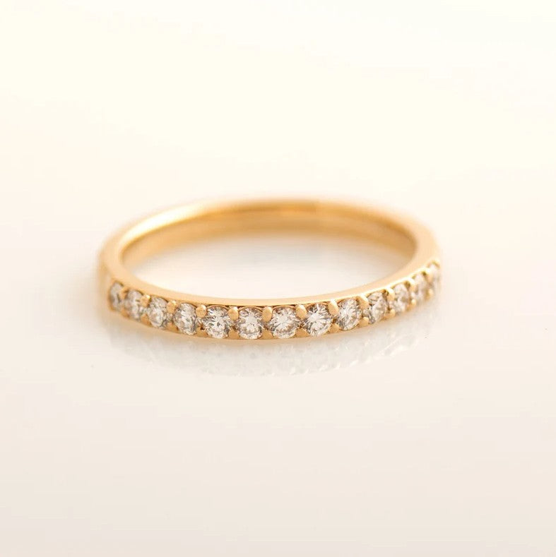 2MM Hammered Pave Diamond Ring