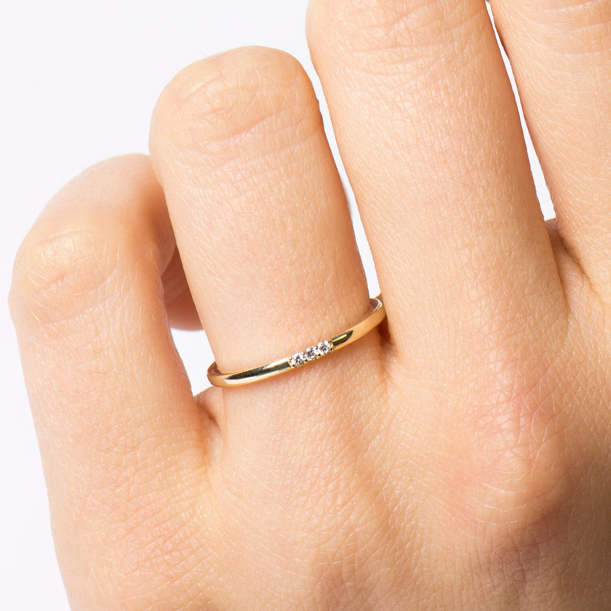 1.5 mm 3 Diamonds Ring
