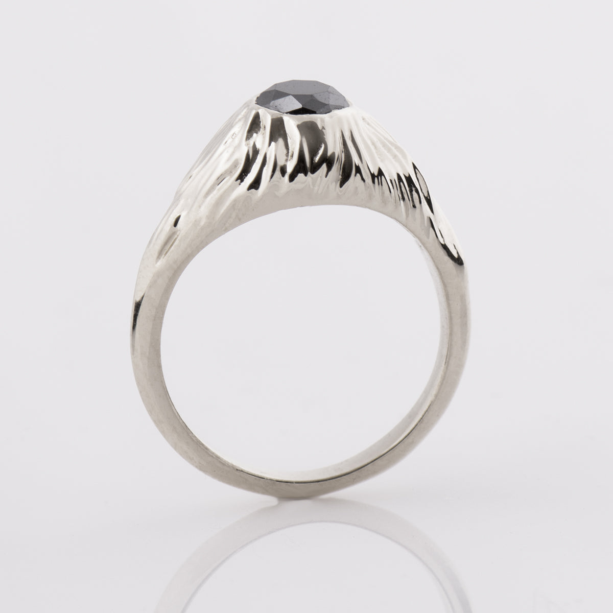 Volcano Ring - Black Diamond