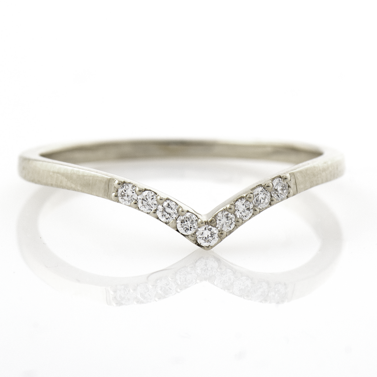 V Shape 9 Diamonds Ring - 14K White Gold