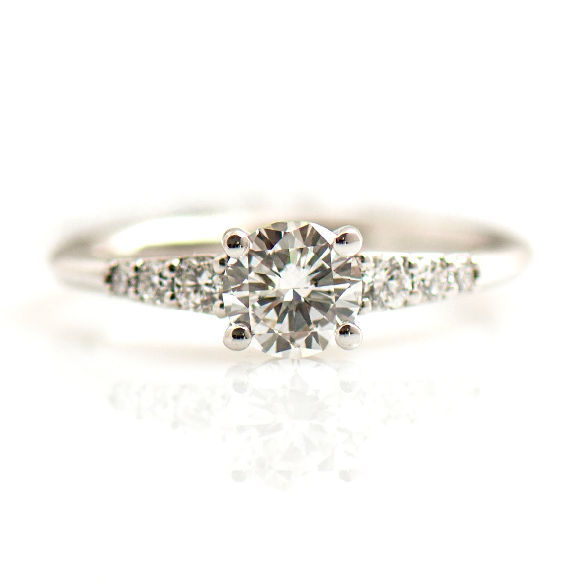 Signature Tapered Ring - Round