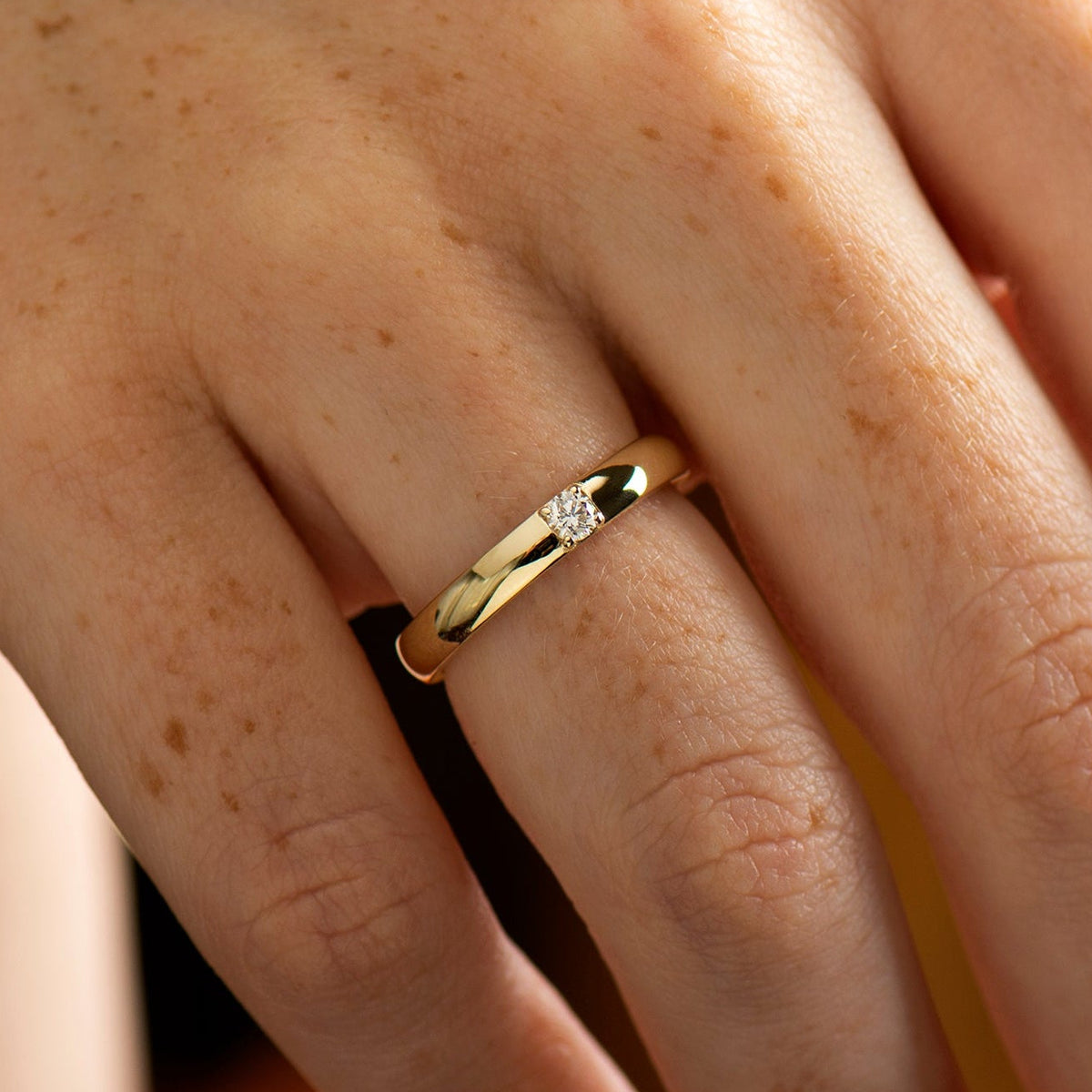 3 mm Single Diamond Ring
