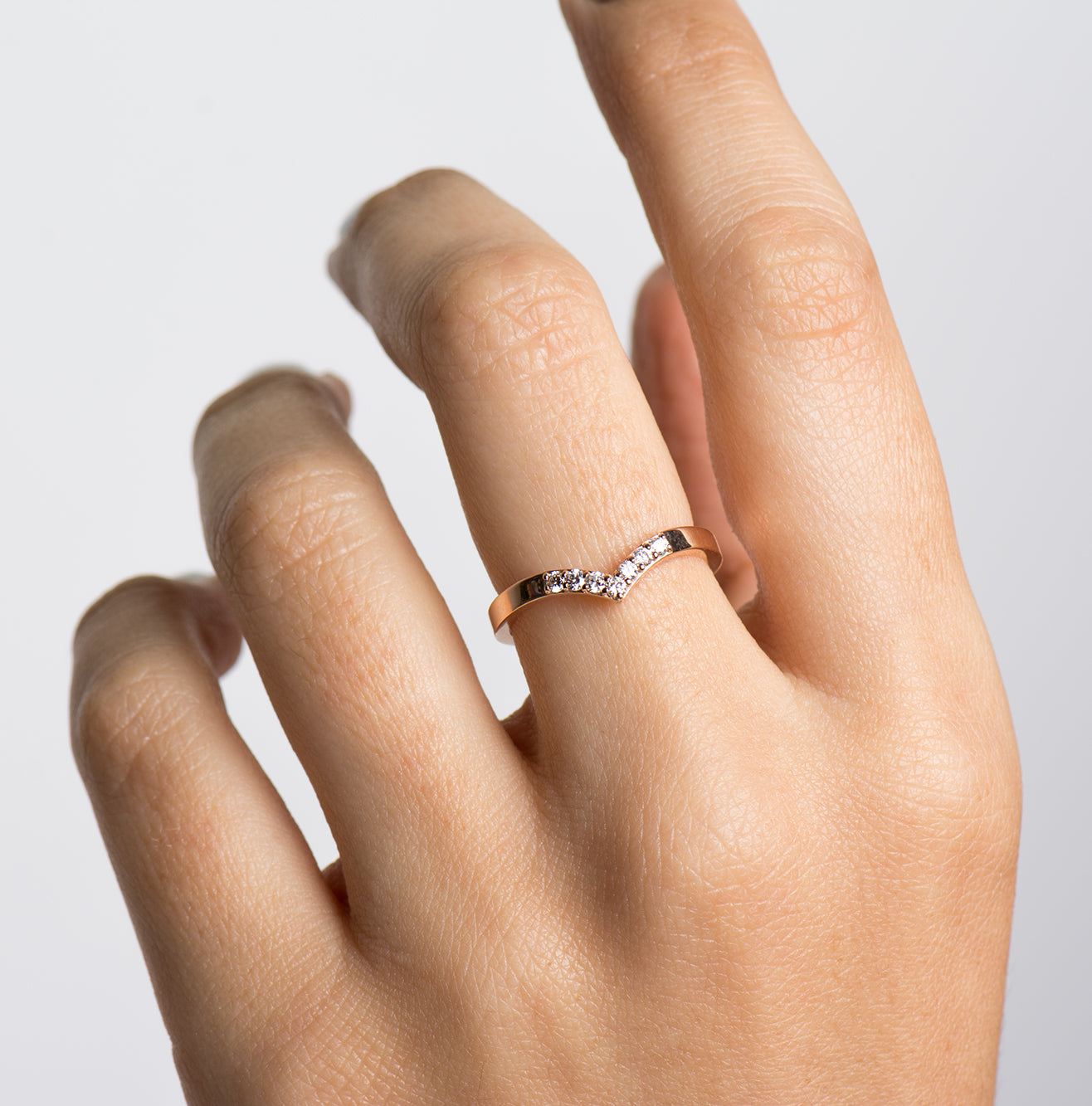 Medium Wide V Shape 7 Diamonds Ring