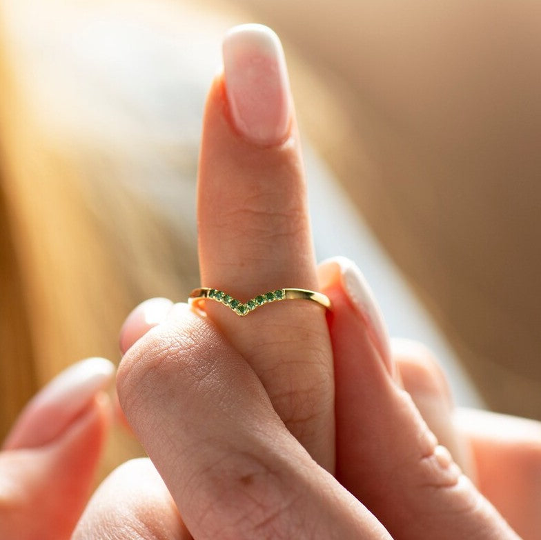 V Shaped Green Forest Diamonds Ring