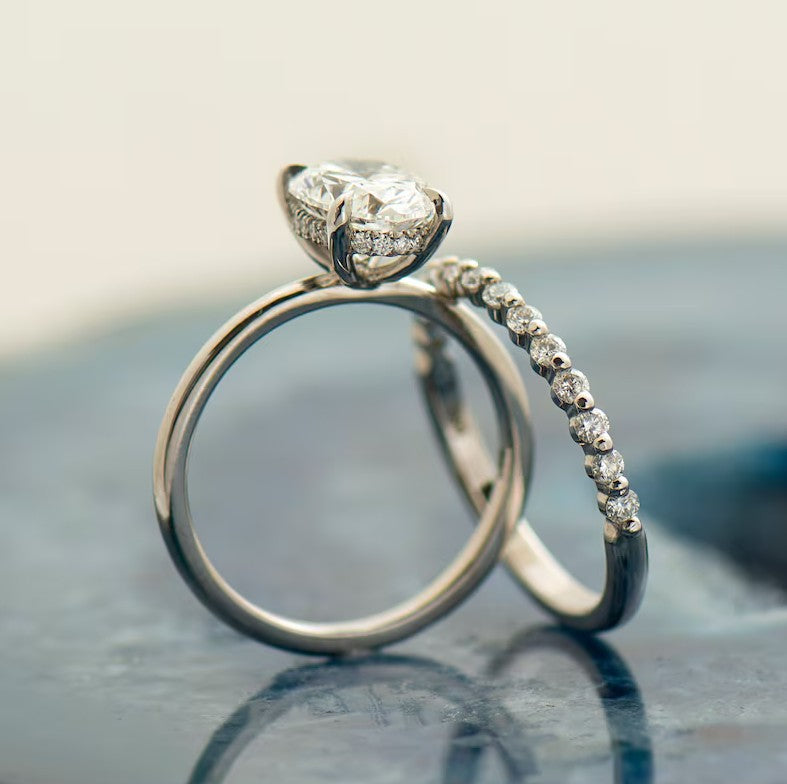 Petite Diamonds Ring
