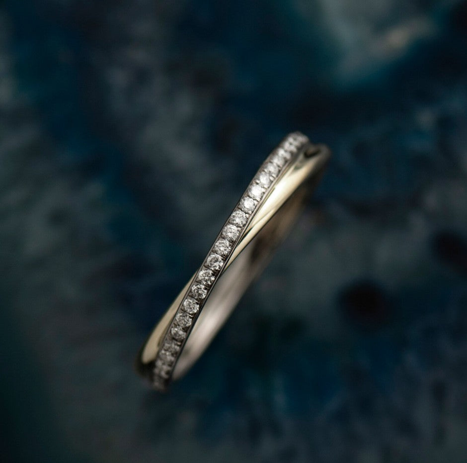 Infinity Diamonds Interlocking Ring