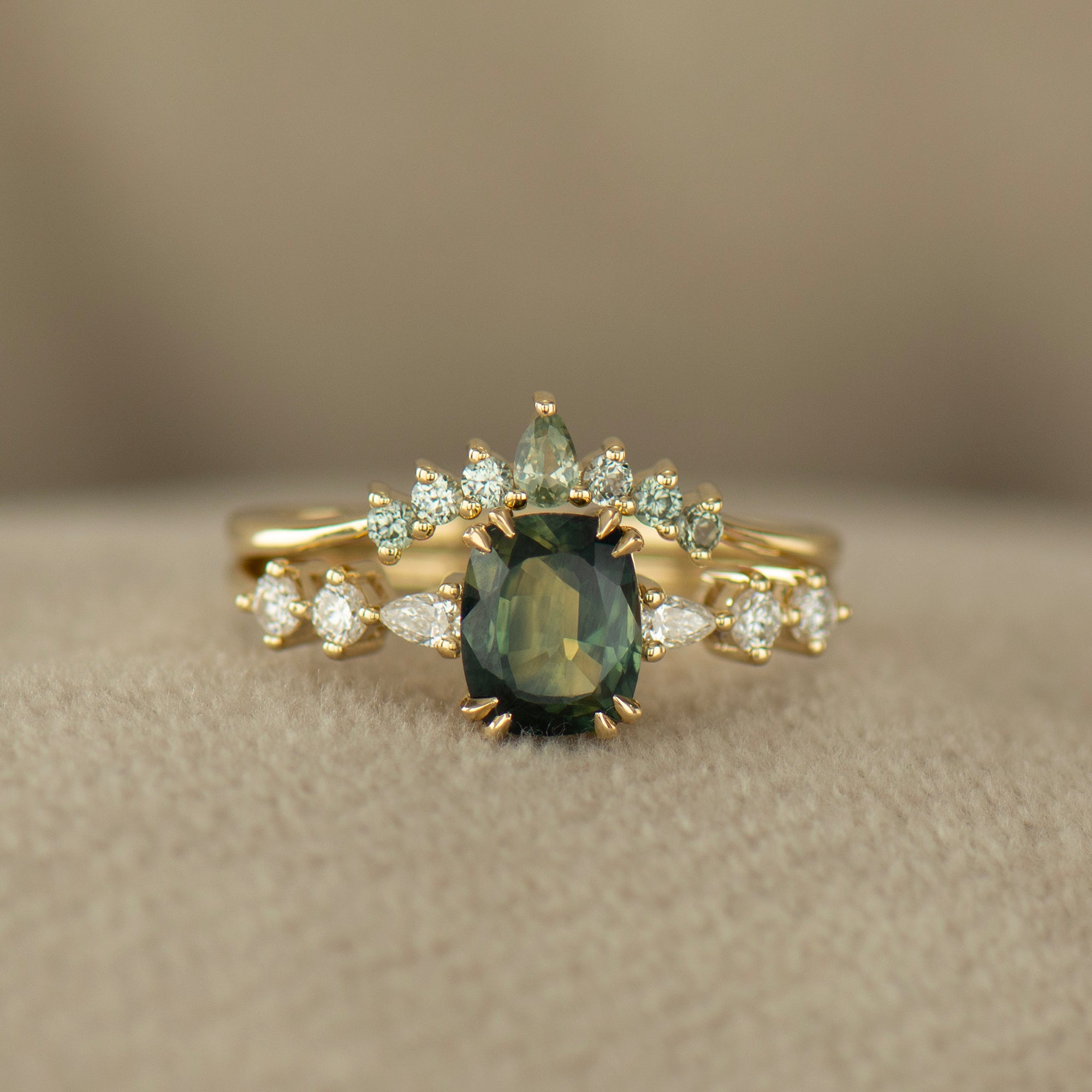 Bi Color Sapphire Ring Set