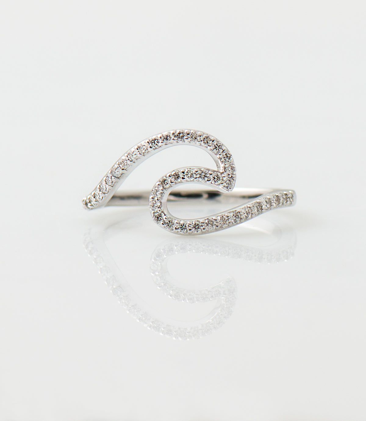 Wave Diamonds Ring