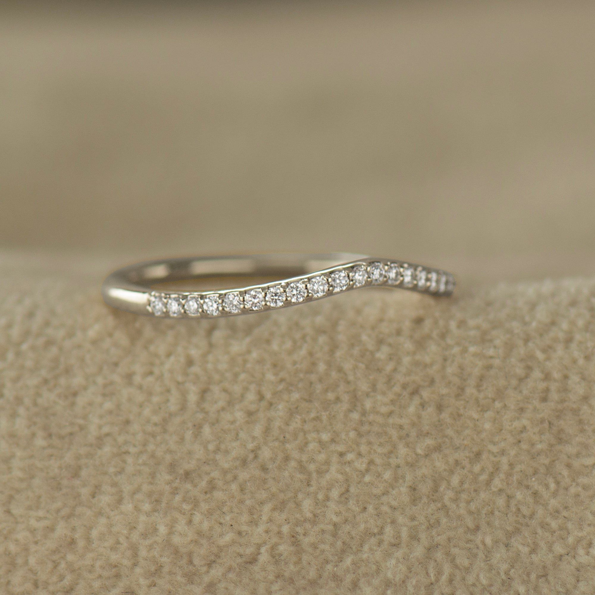 Matching Curved Diamonds Ring