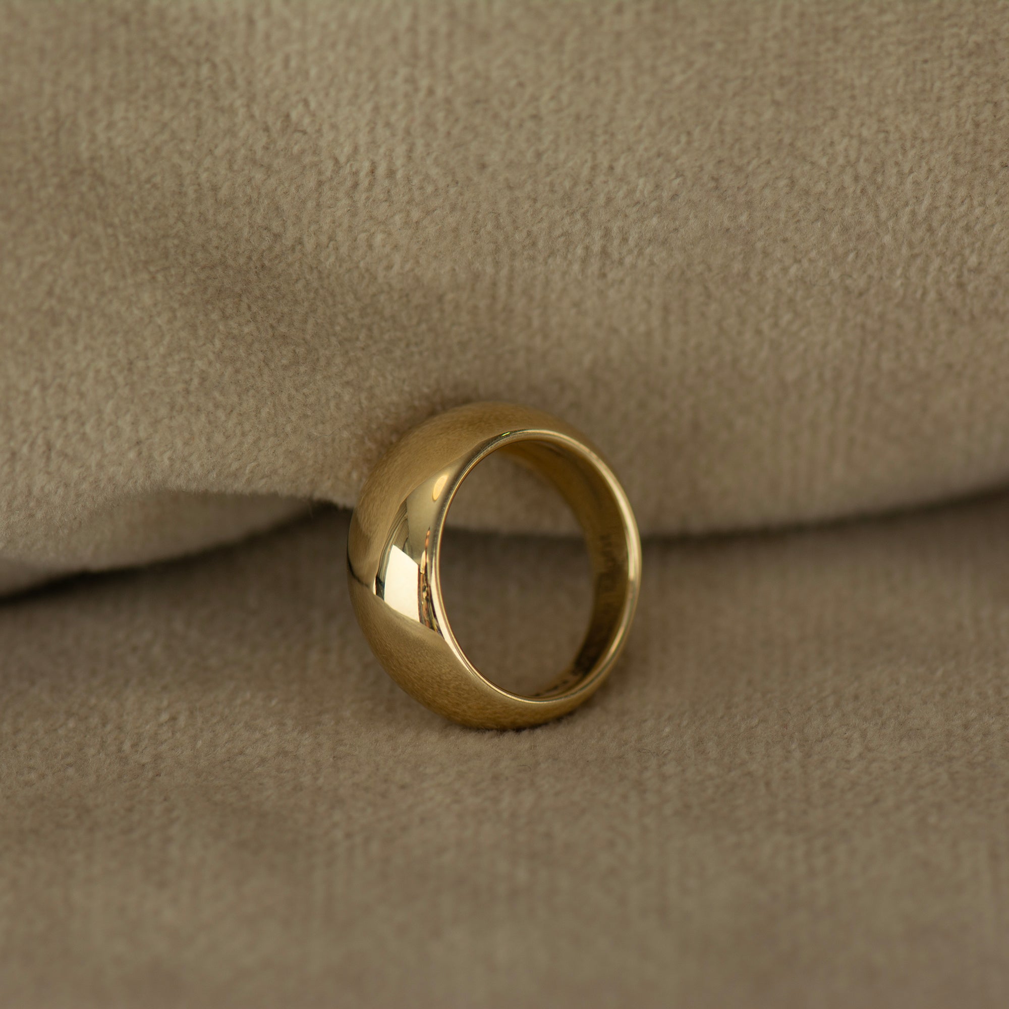 Plain Bombe Statement Ring