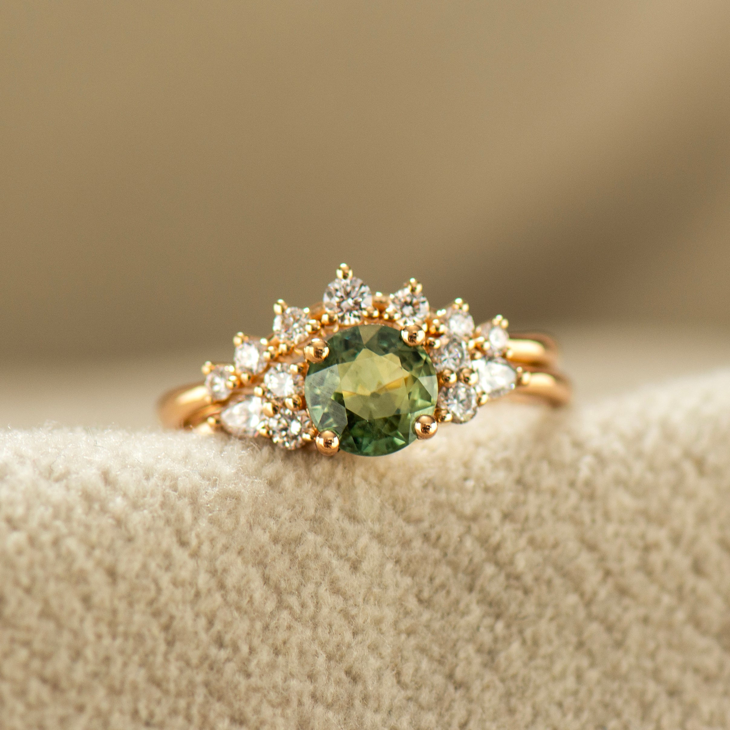 Round Green Sapphire Set