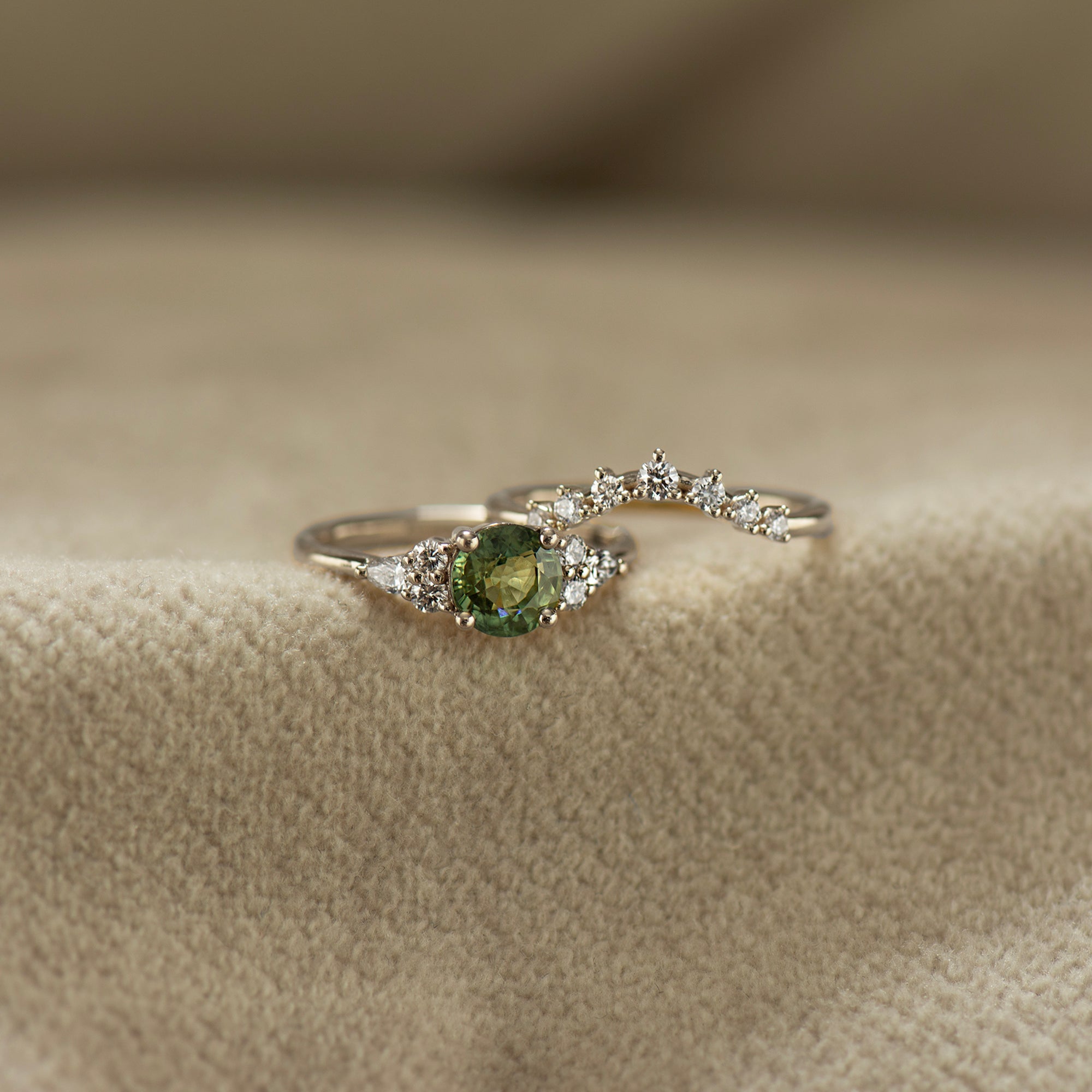 Round Green Sapphire Set