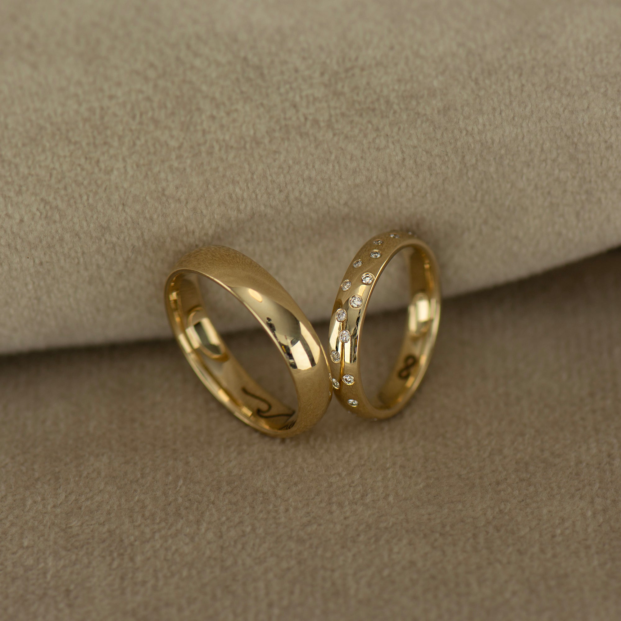 Scattered Diamond Ring