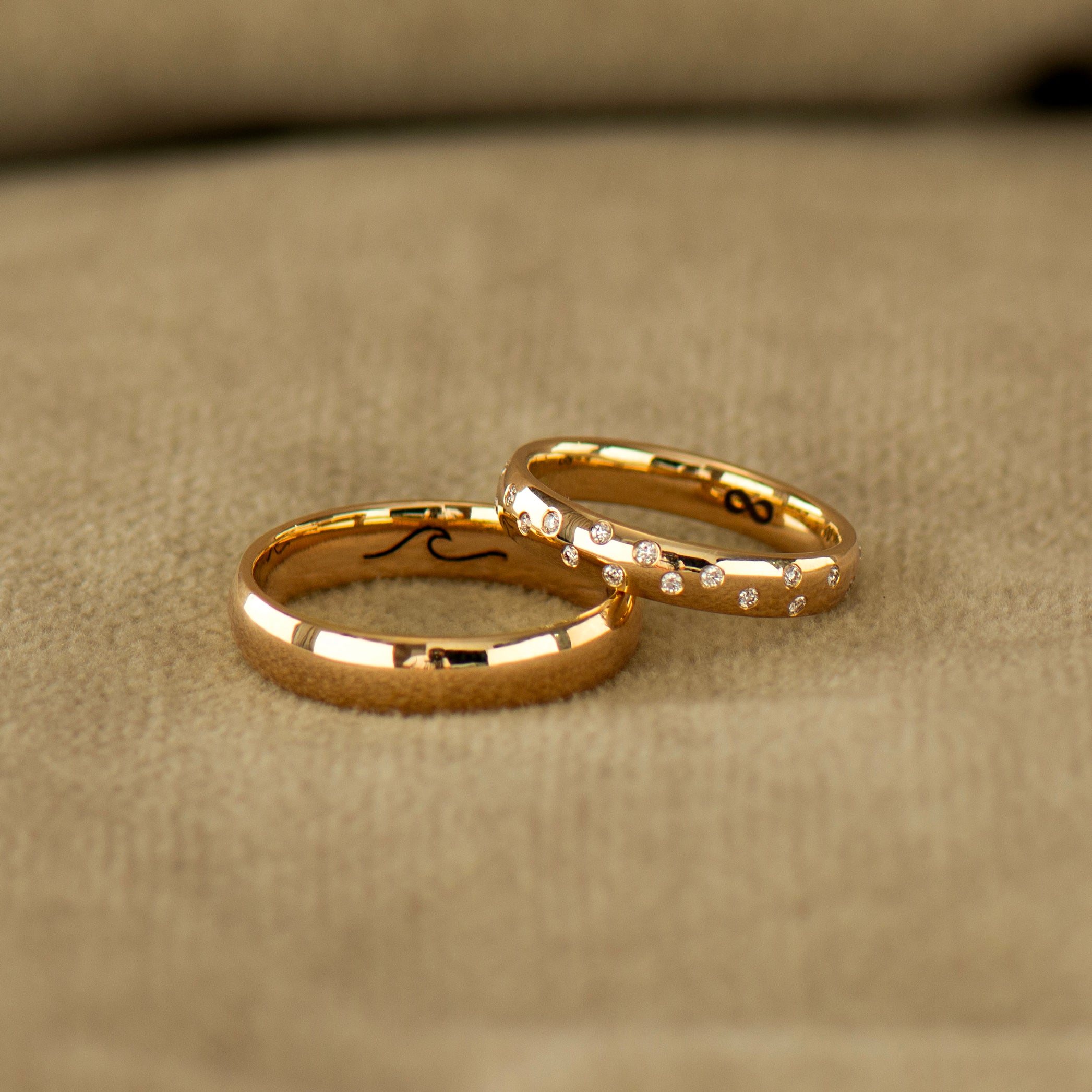 Scattered Diamond Ring