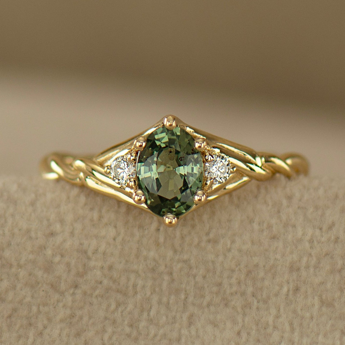 Celtic Knot Green Sapphire Ring - Oval