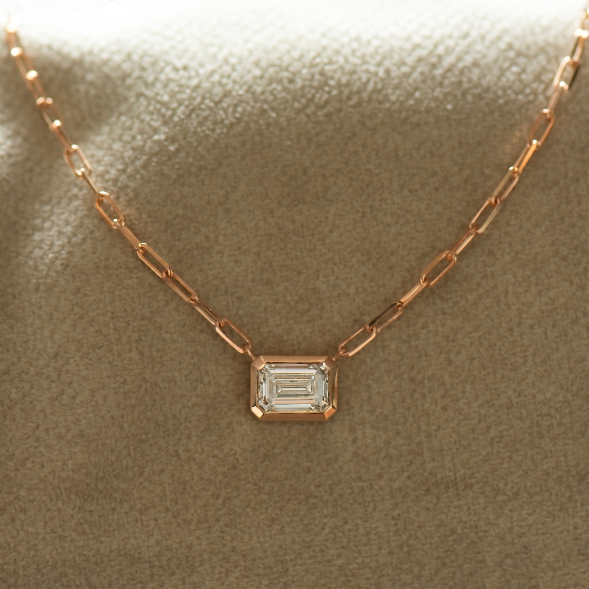 Choker Horizontal Emerald Cut Necklace