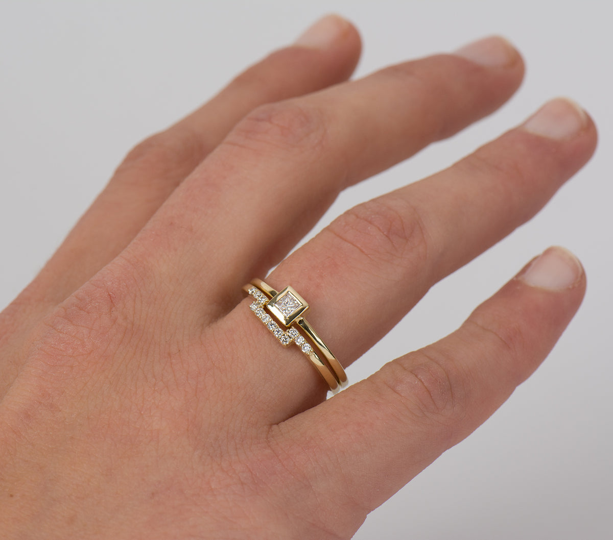 0.14 Carat Flat Squared Bezel Diamond Ring - 14K Yellow Gold