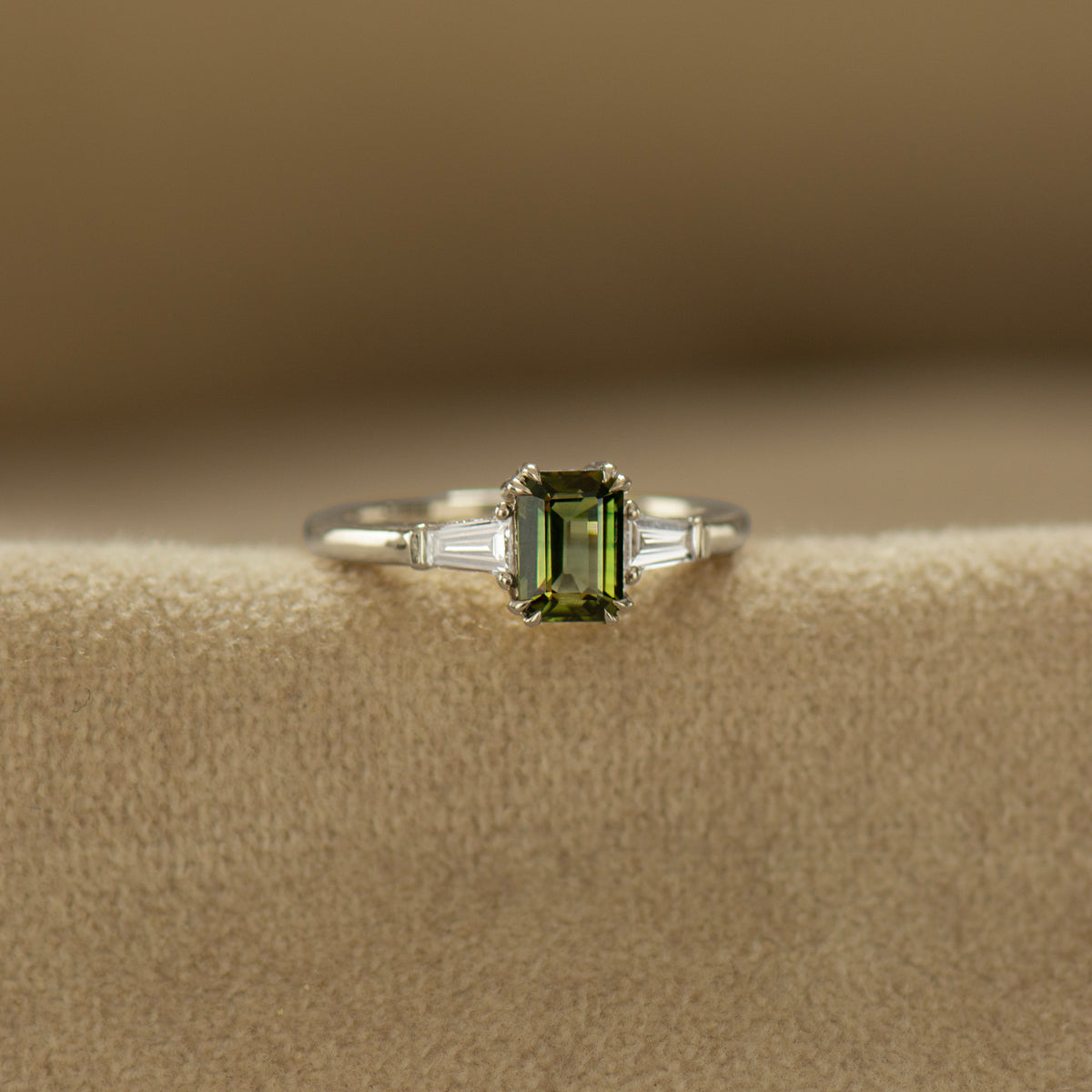 Art Deco Green Sapphire Ring