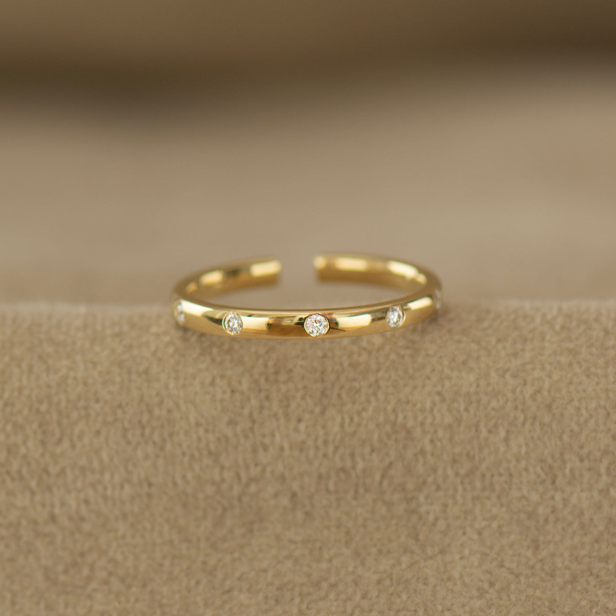 Open Gap Evenly Spaced Diamond Ring