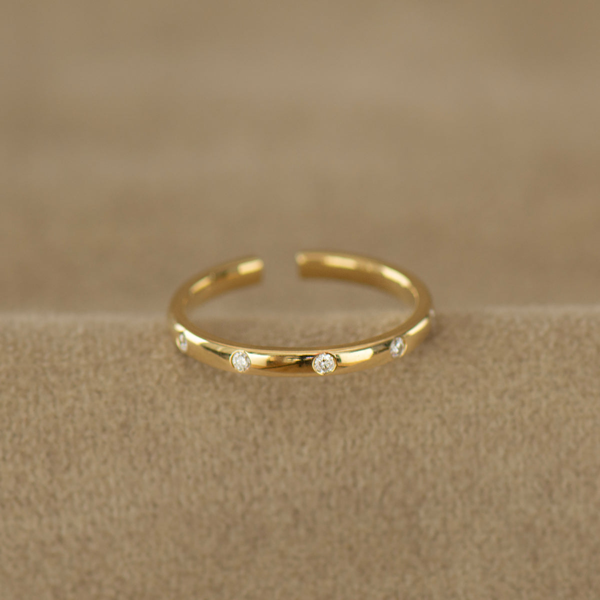 Open Gap Evenly Spaced Diamond Ring