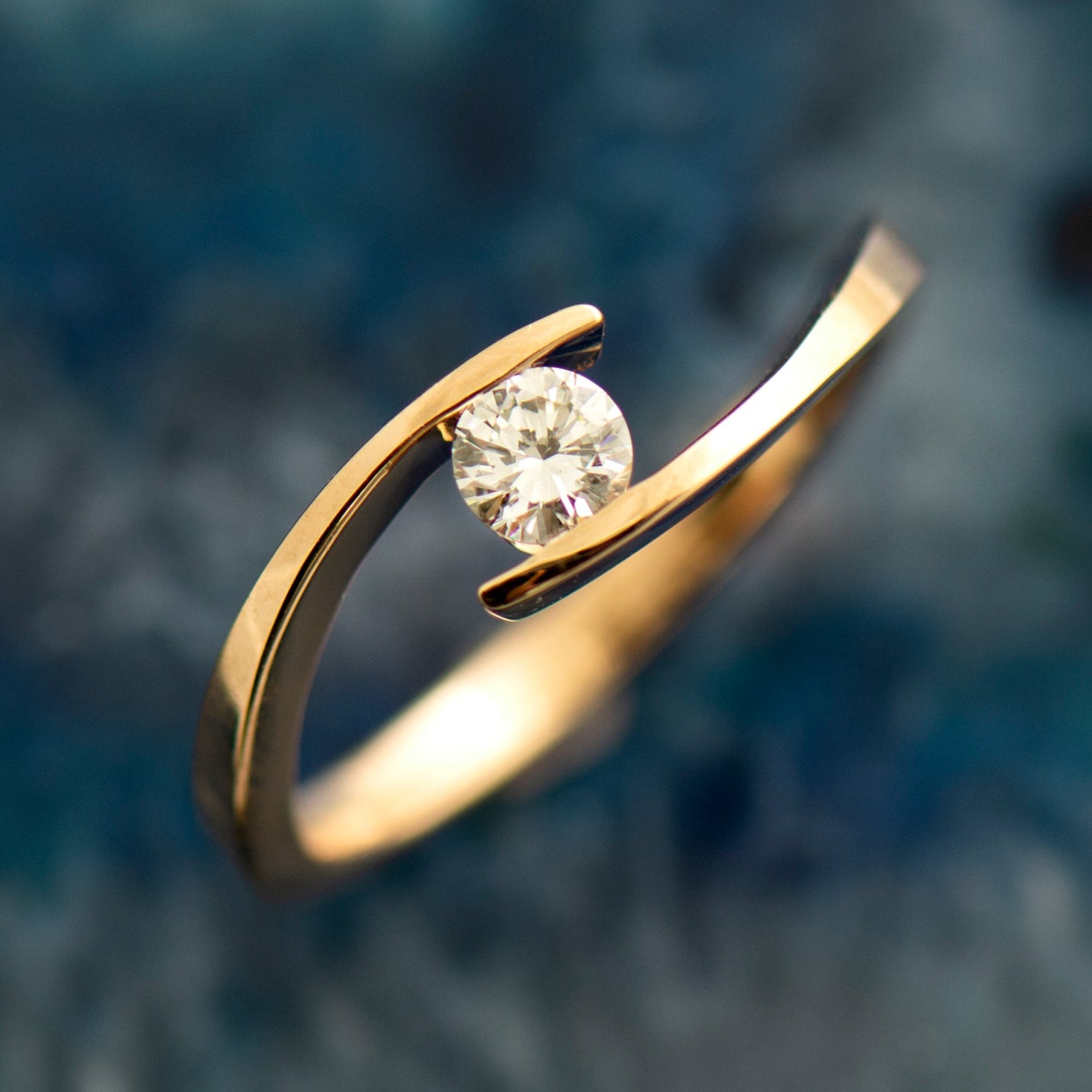 Twisted Solitaire
