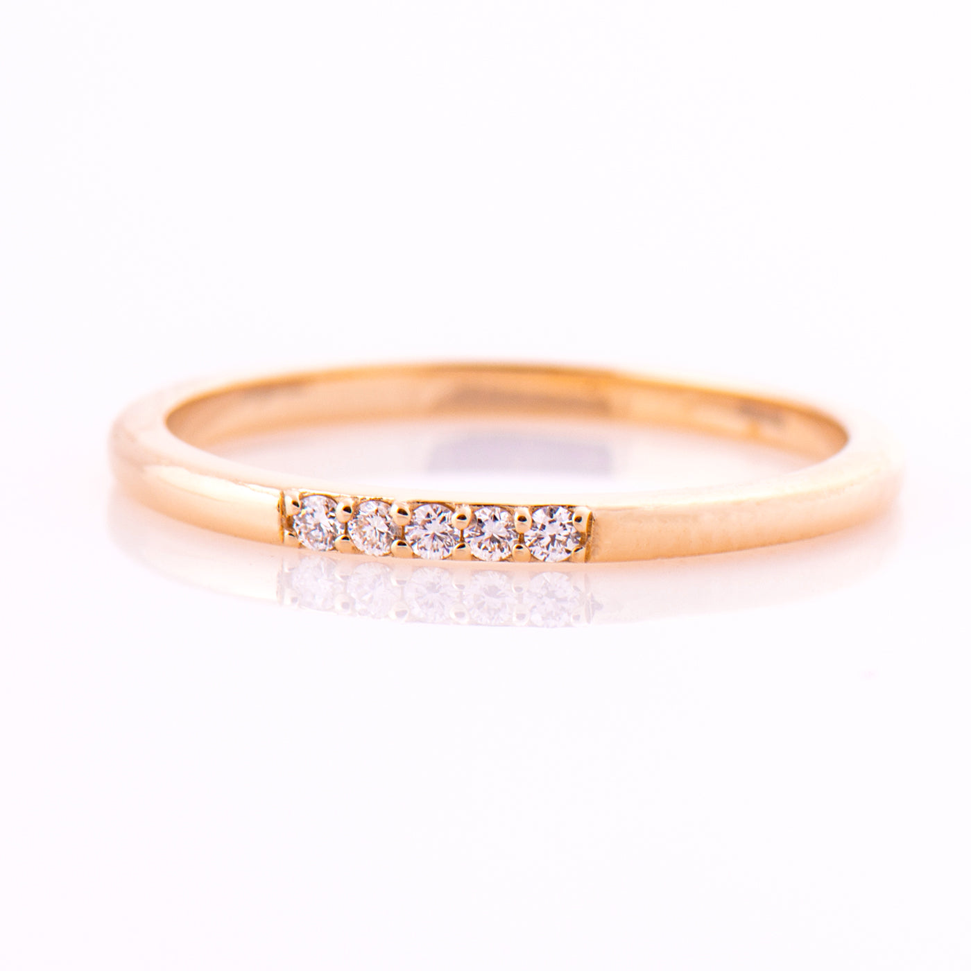 1.5 mm 5 Diamonds Ring