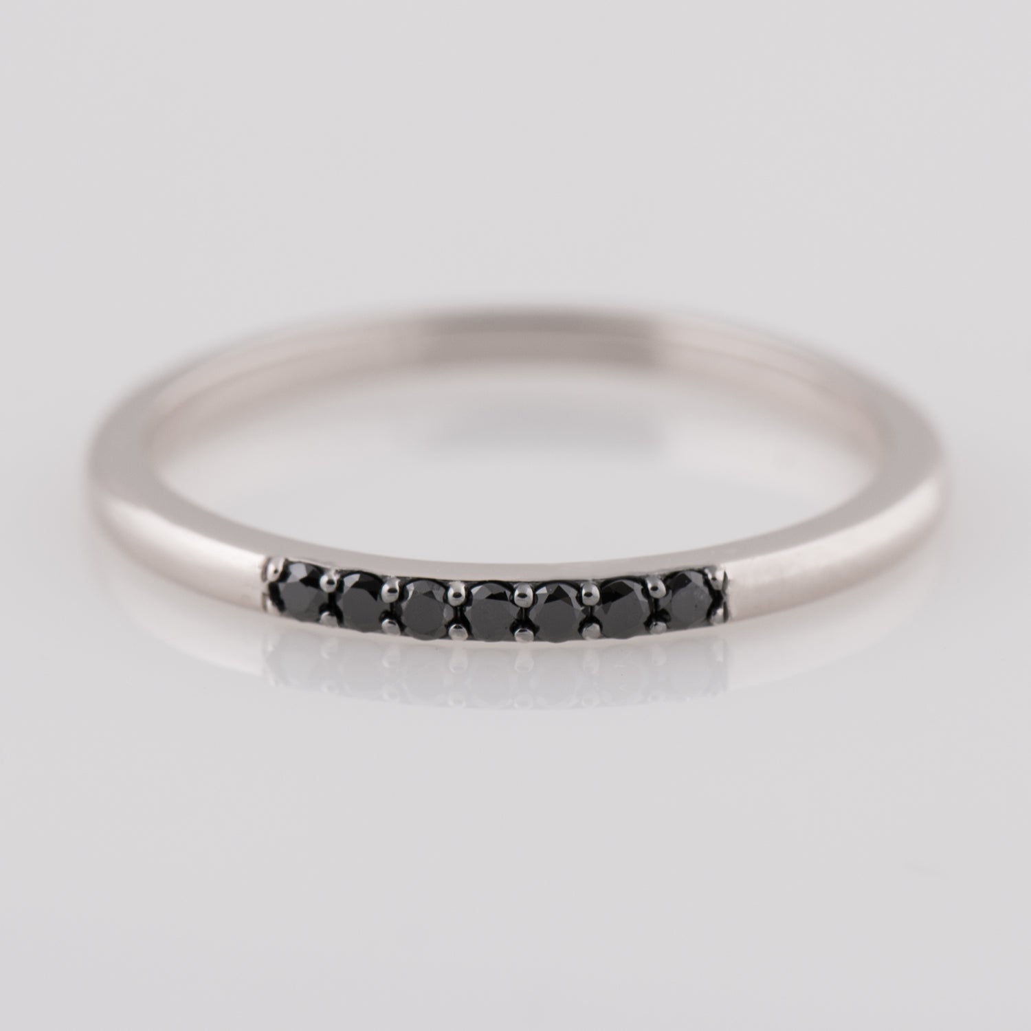 1.5 mm Black Diamond 7 Stone Ring