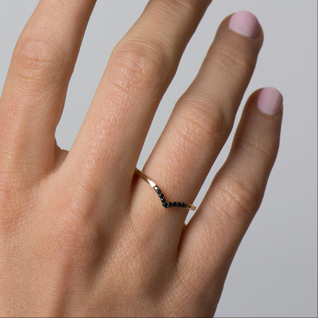Thin V Shape Black Diamonds 9 Stone Ring