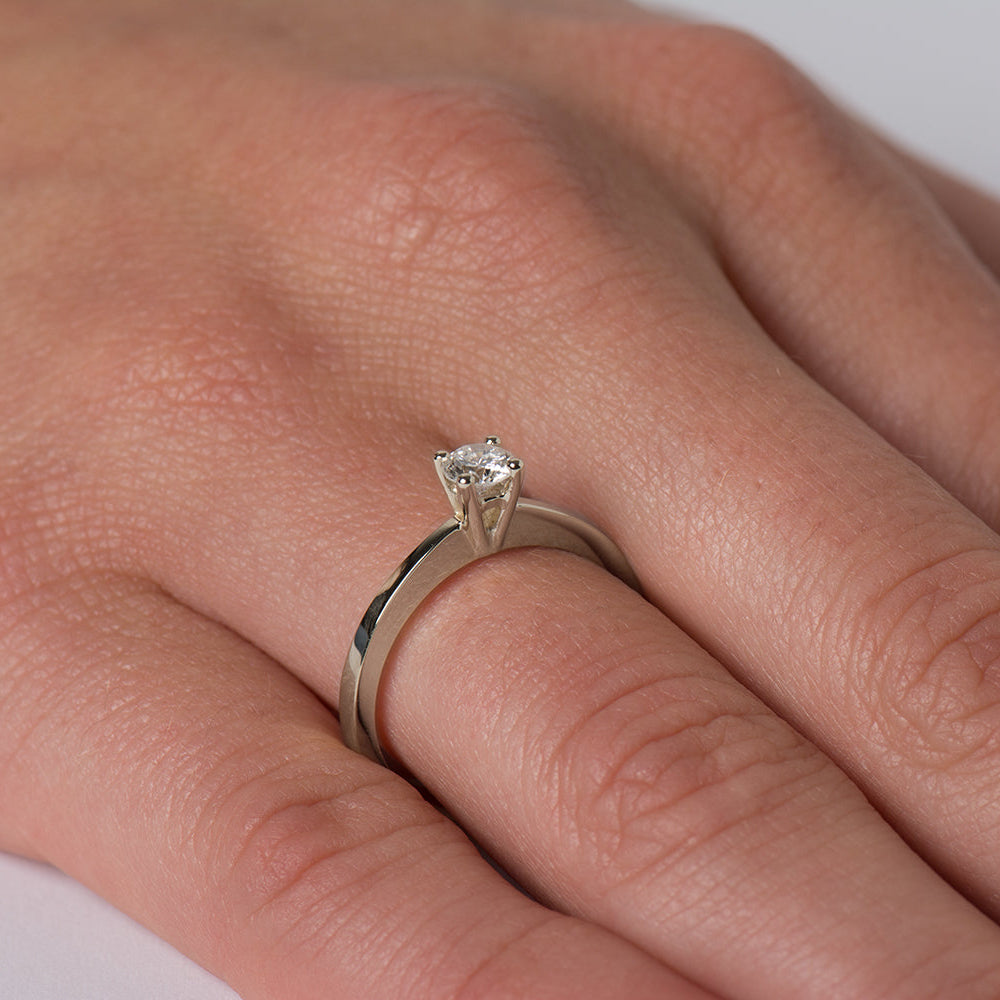 Classic Solitaire ring 1