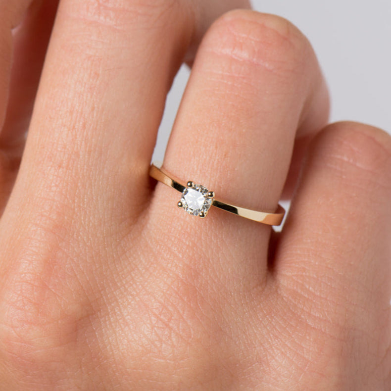 Classic Solitaire ring 1