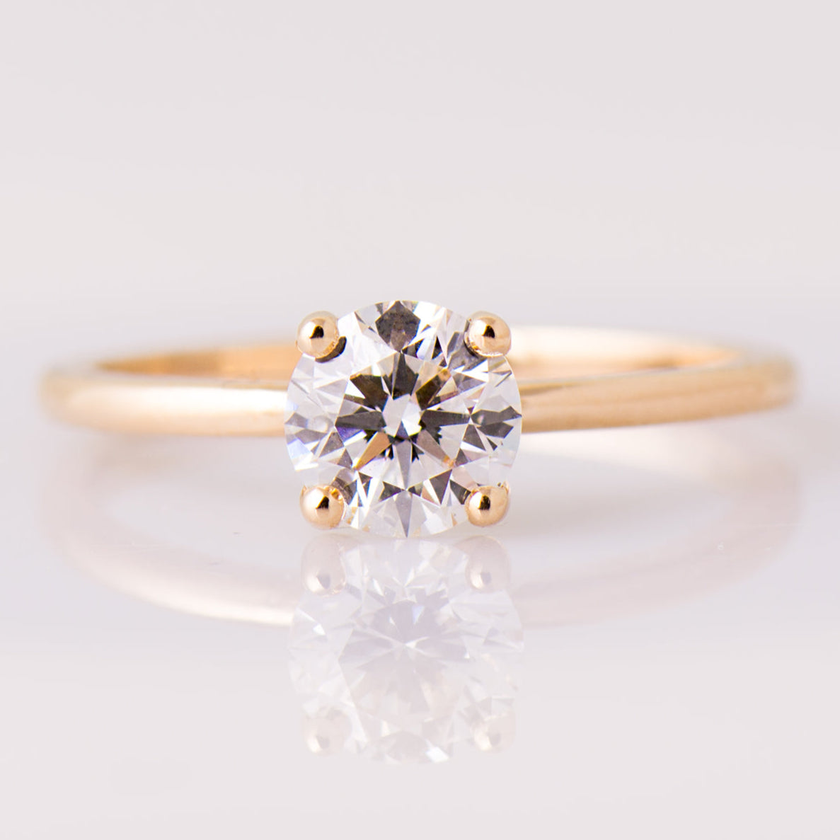 The Skinny Band Solitaire - Round Brilliant