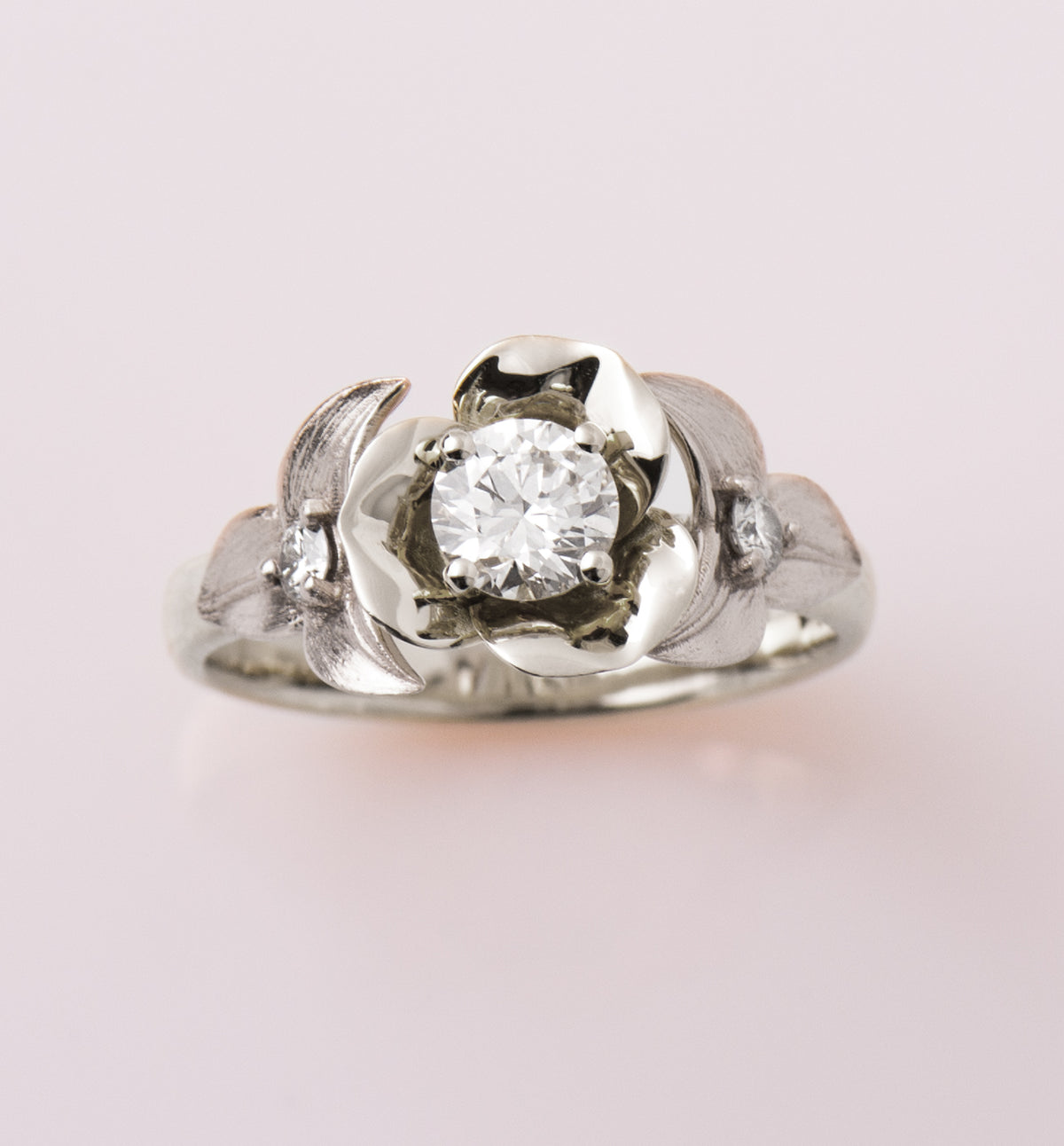 Flower & Leaves Diamond Ring