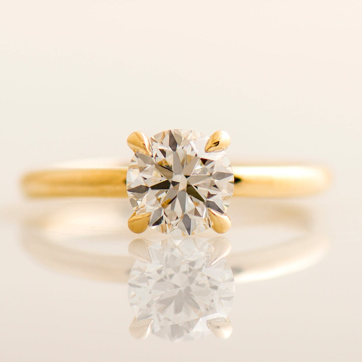 Round Brilliant Diamond Ring