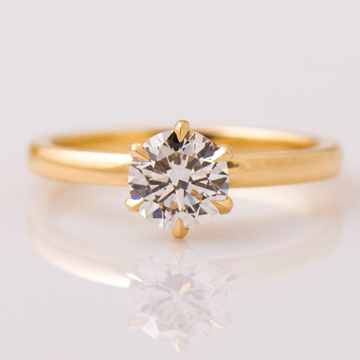 The signature 6 Prong Ring